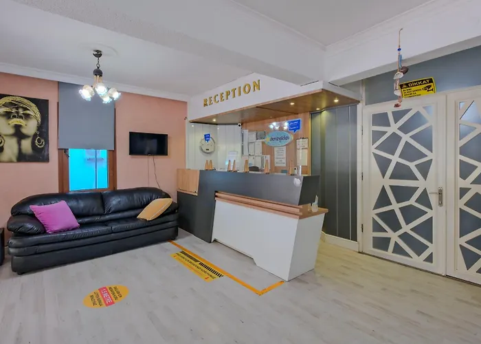 Denizyildizi Centrum בית אירוח